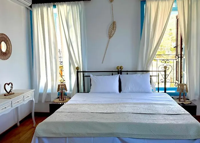 Maestro Chalki Chalki Town