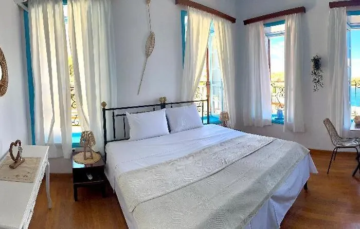 Maestro Chalki شقة